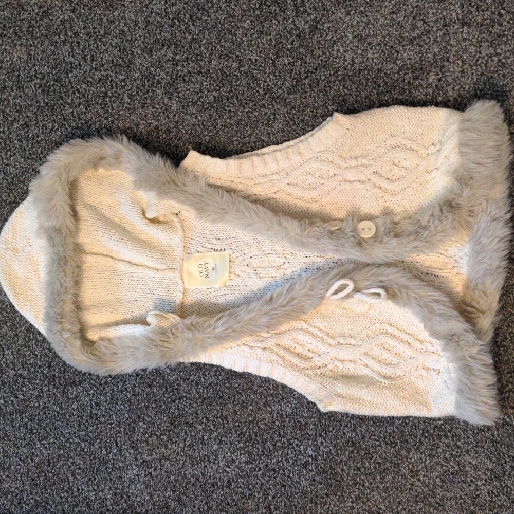 Cropped faux fur vest